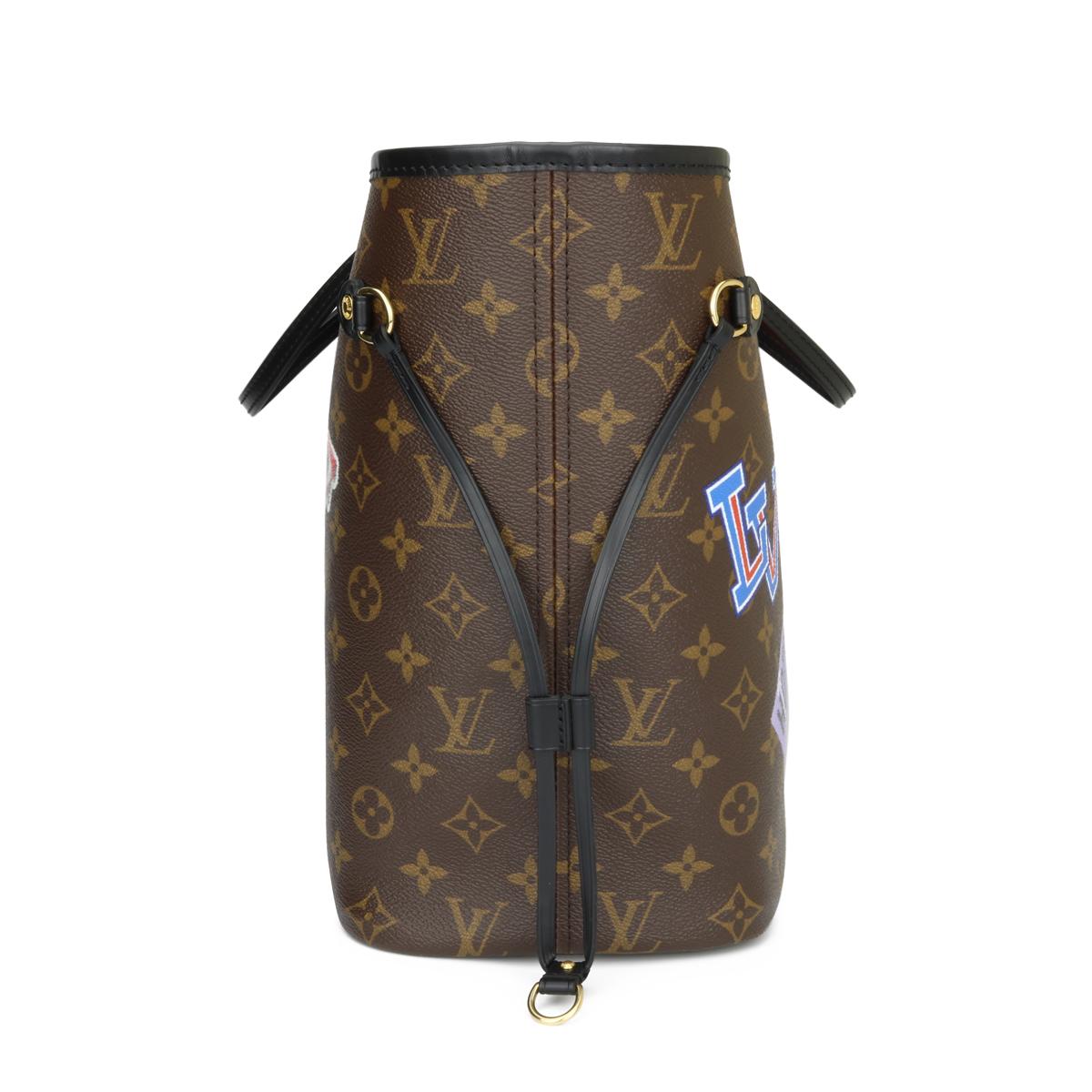 Louis Vuitton World Tour Neverfull Bag MM Monogram with Gold Hardware 2019 In Excellent Condition In Huddersfield, GB