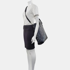 Louis Vuitton x Chapman Brothers Giraffe Tote Navy Monogram Canvas with Strap