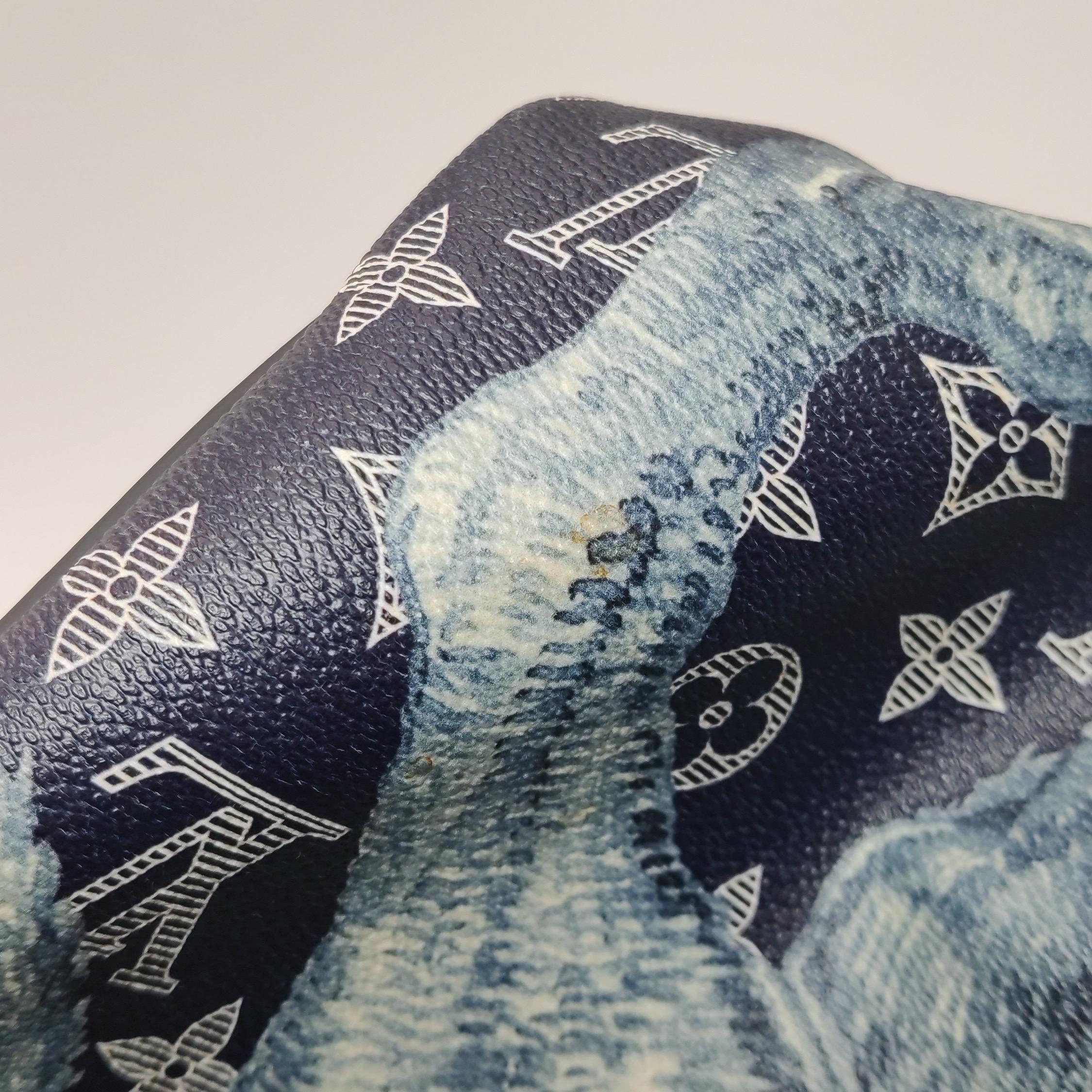 Louis Vuitton x Chapman Brothers Keepall 45 Bandouliere Lion Navy en vente 6