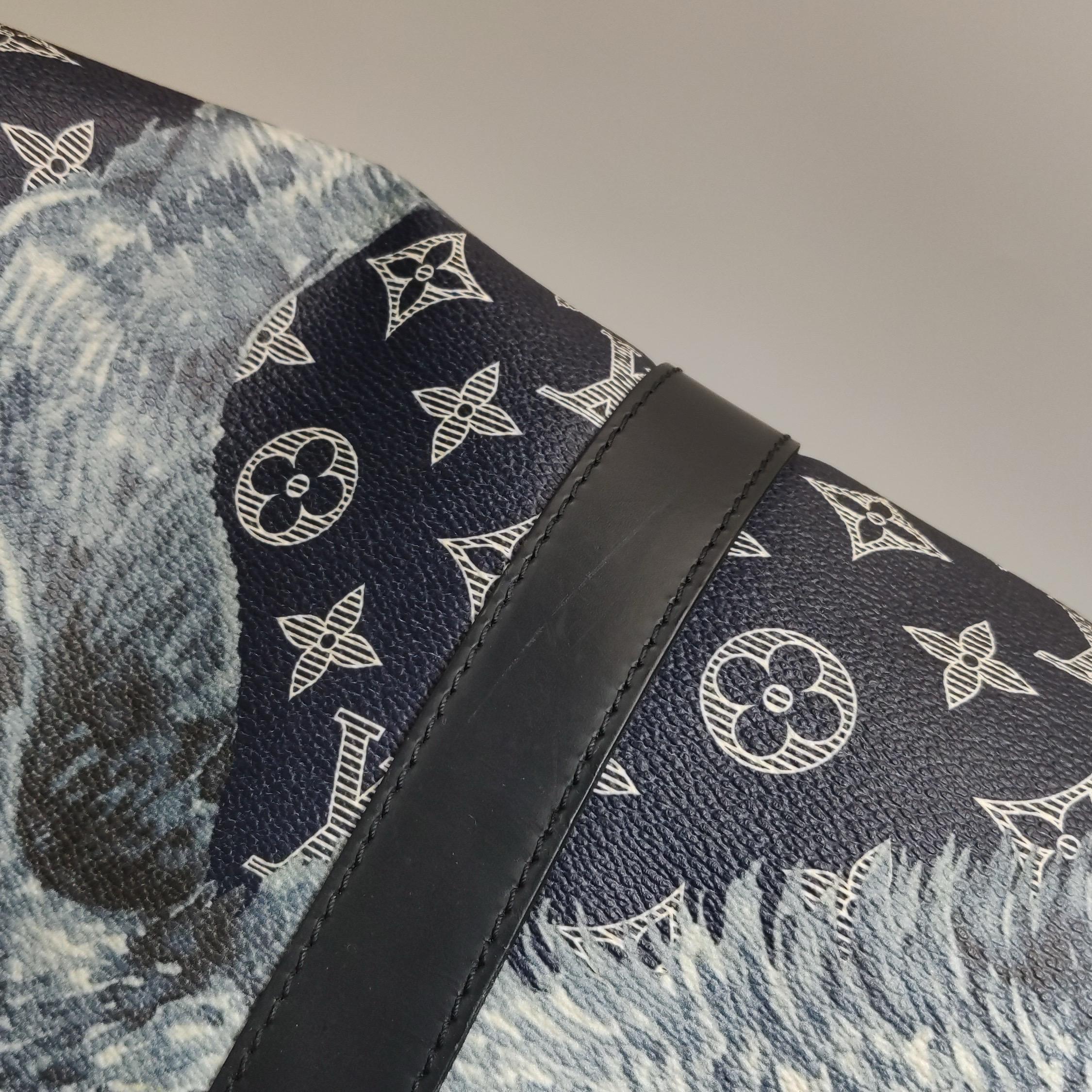 Louis Vuitton x Chapman Brothers Keepall 55 Bandouliere Lion Navy en vente 12