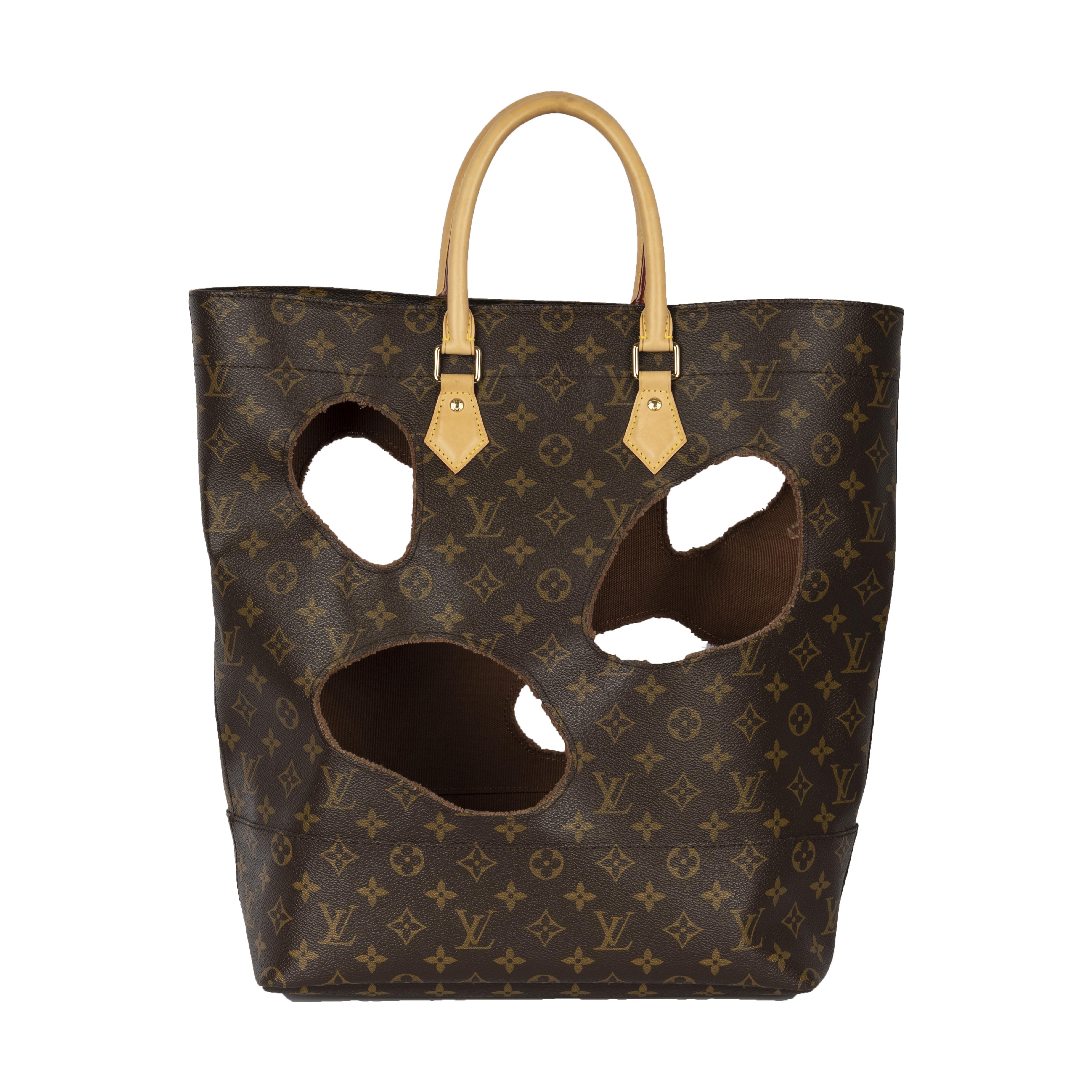 Featuring the Louis Vuitton emblem print, the Louis Vuitton x Comme des Garçons Burned Holes Monogram Tote bag was originally crafted in 2014. The cut-out detailing finely represents the burnt holes and the dust bag provided with the bag secures