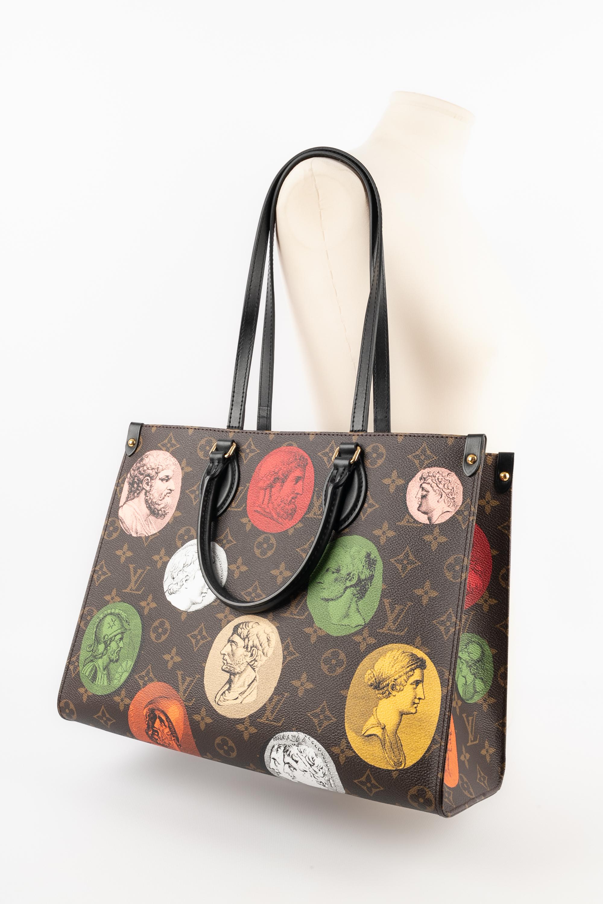 LOUIS VUITTON - (Made in France) Black leather 