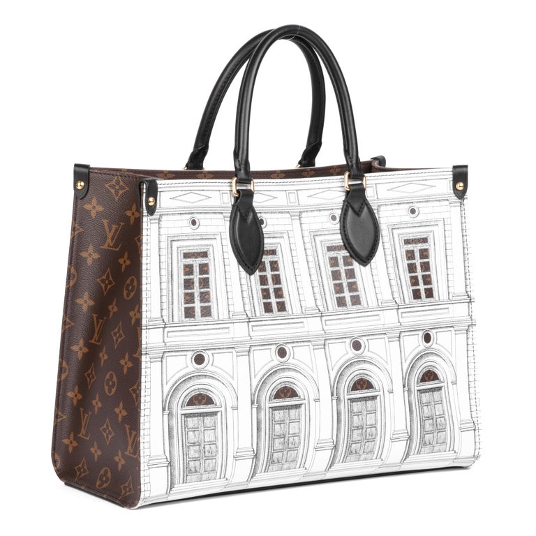 LOUIS VUITTON
x Fornasetti Brown Monogram Coated Canvas & Black Calfskin Leather Onthego GM

Serial Number: X
Age (Circa): 2022
Accompanied By: Dust Bag, Box, Ribbon, Care Card
Authenticity Details: Microchipped (Made in France) 
Gender: