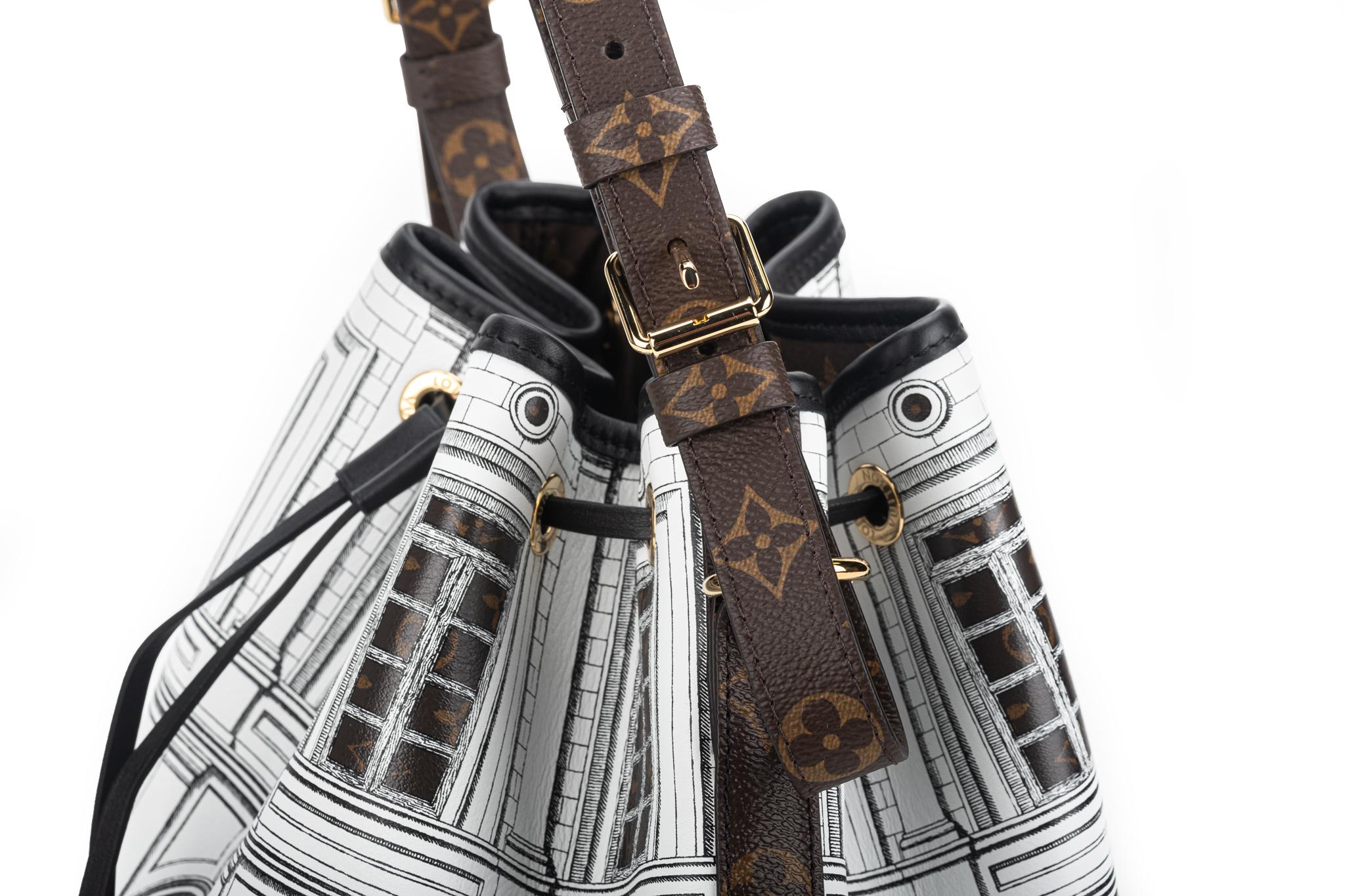 Louis Vuitton x Fornasetti - Sac seau NIB en vente 5