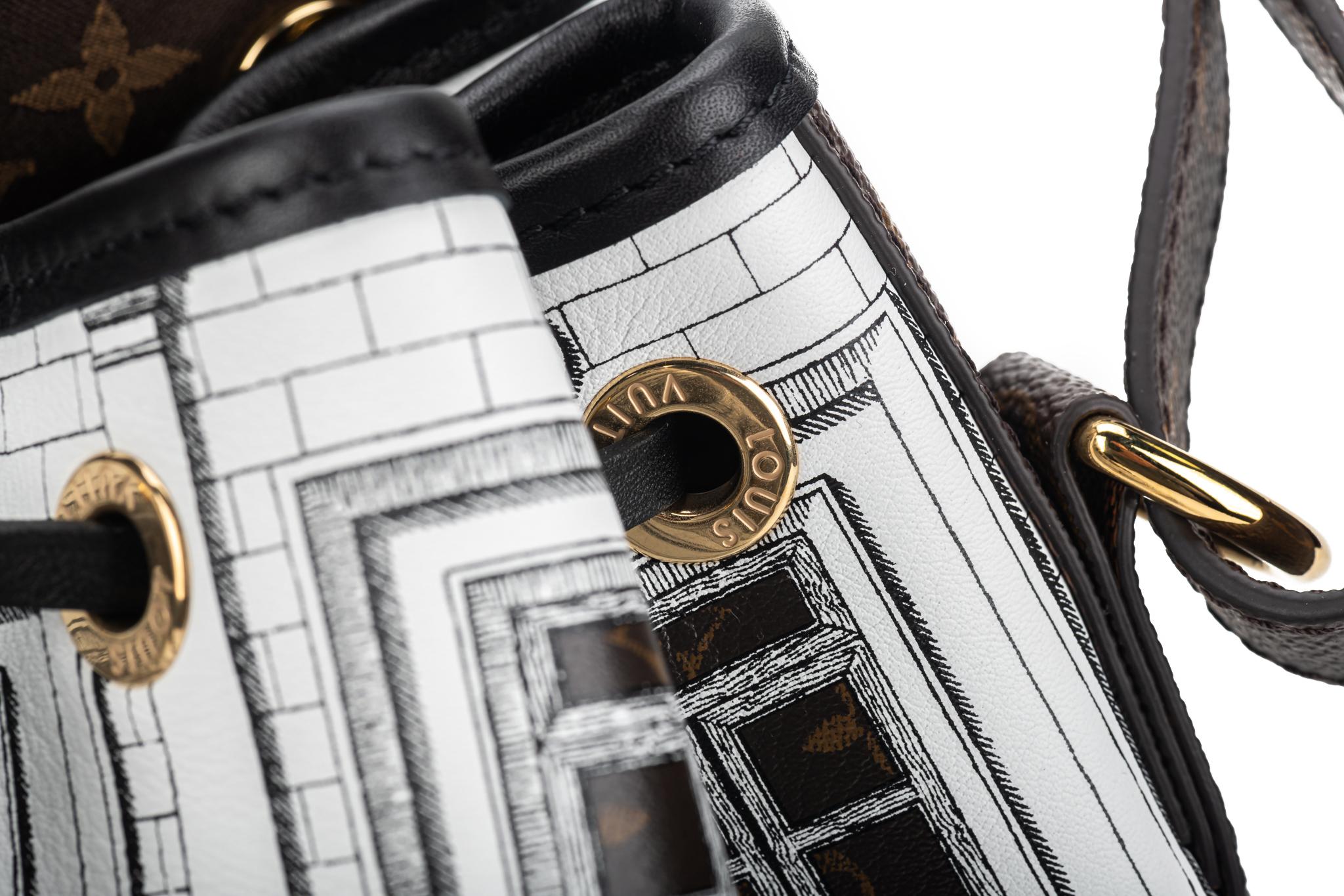 Louis Vuitton x Fornasetti - Sac seau NIB en vente 4
