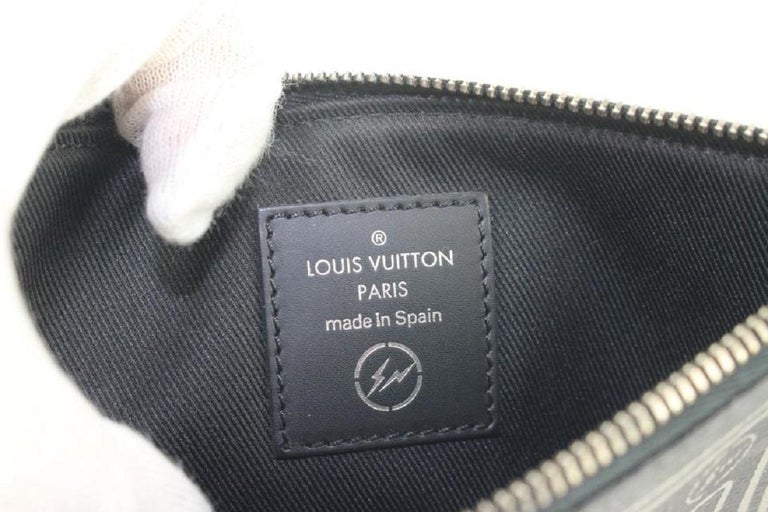 Louis Vuitton x Fragment Black Monogram Eclipse iPhone Pouch Case Pochette For Sale 1