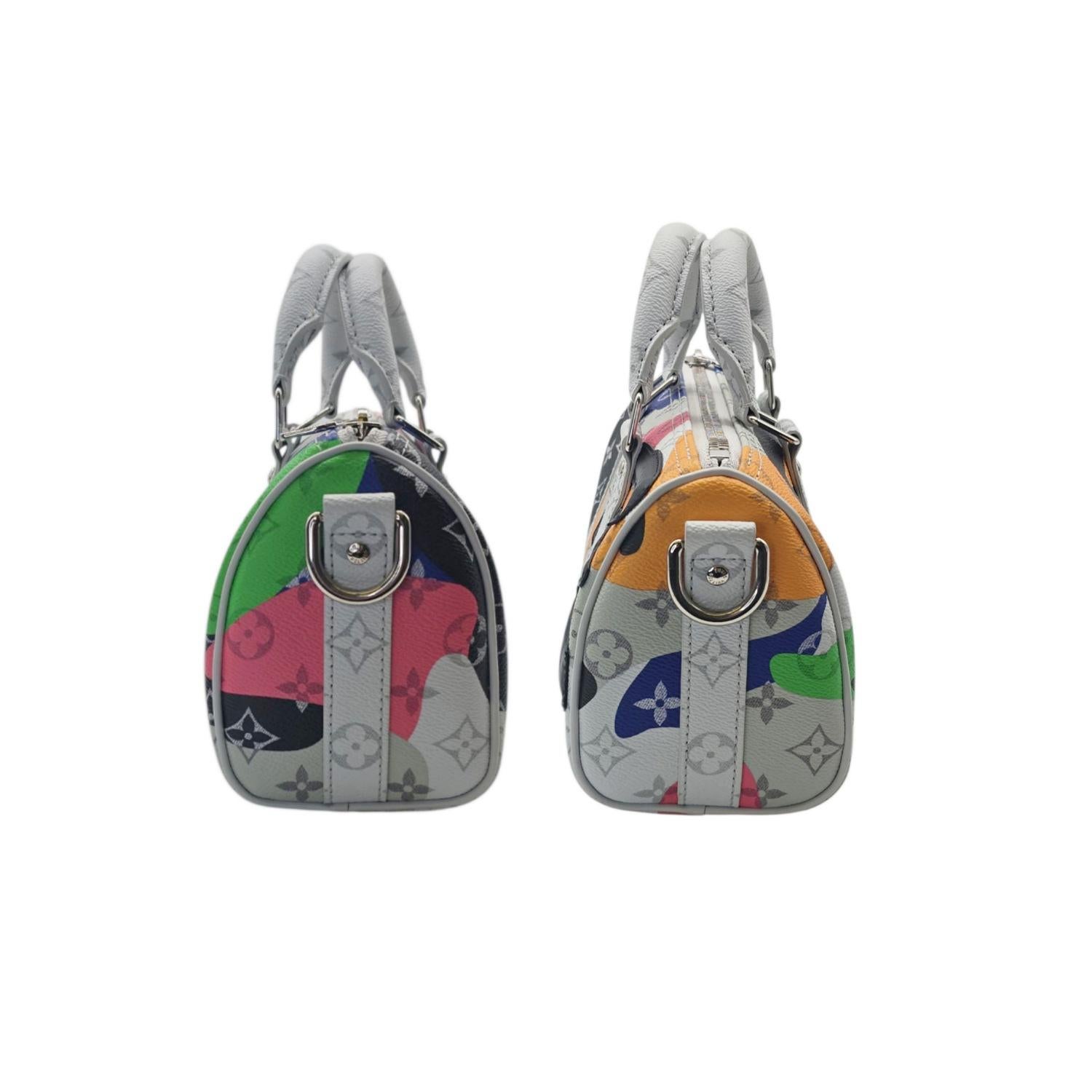 Women's or Men's Louis Vuitton x Kid Super 2023 Monogram Portrait Keepall Bandoulière 25 For Sale