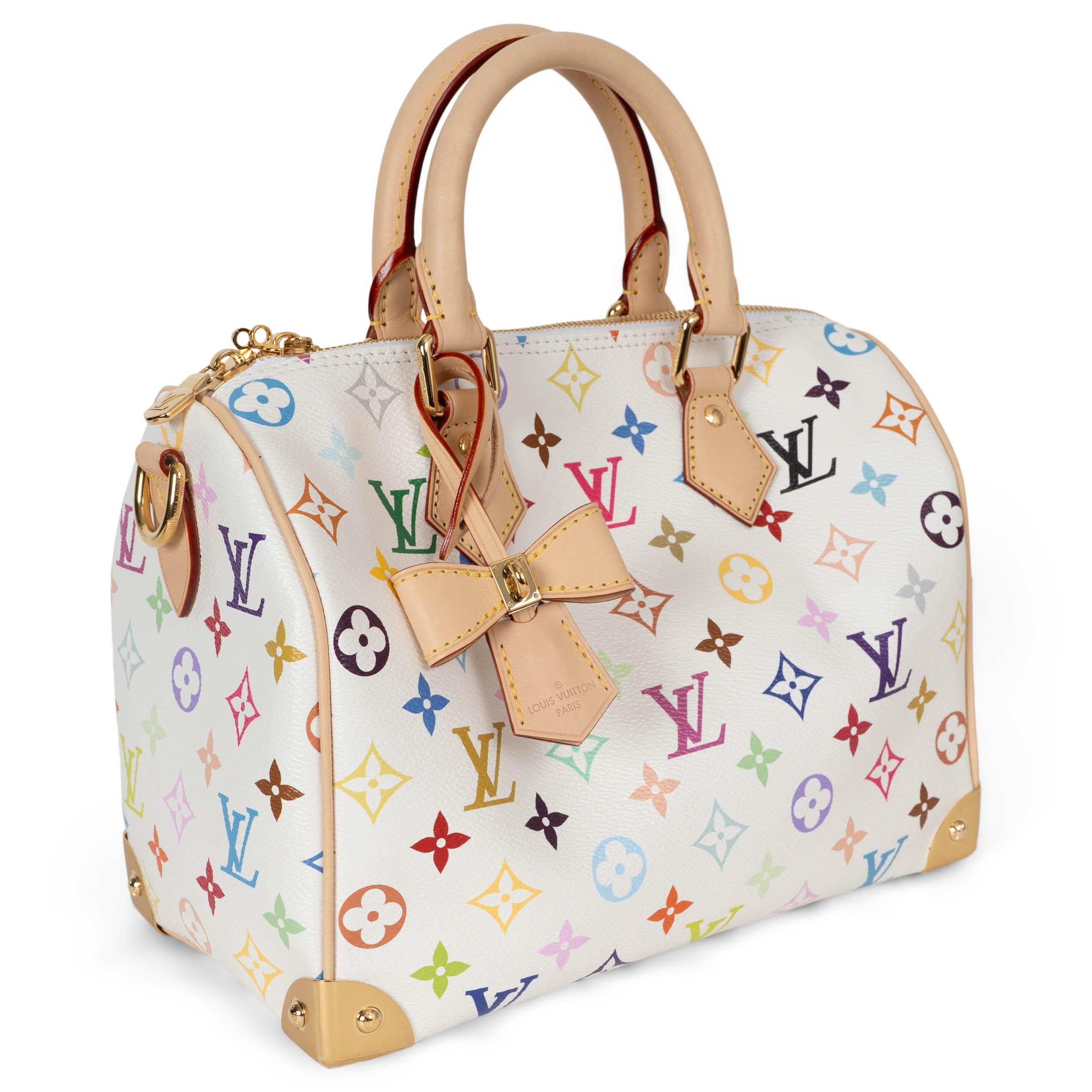 Diese 100% authentische Louis Vuitton x Takeshi Murakami Speedy Bandoulière 25 ist aus weißem Monogram Multicolore Canvas mit natürlichen Rindslederbesätzen gefertigt. Sie ist mit goldfarbenen Metallecken und -beschlägen akzentuiert und verfügt über