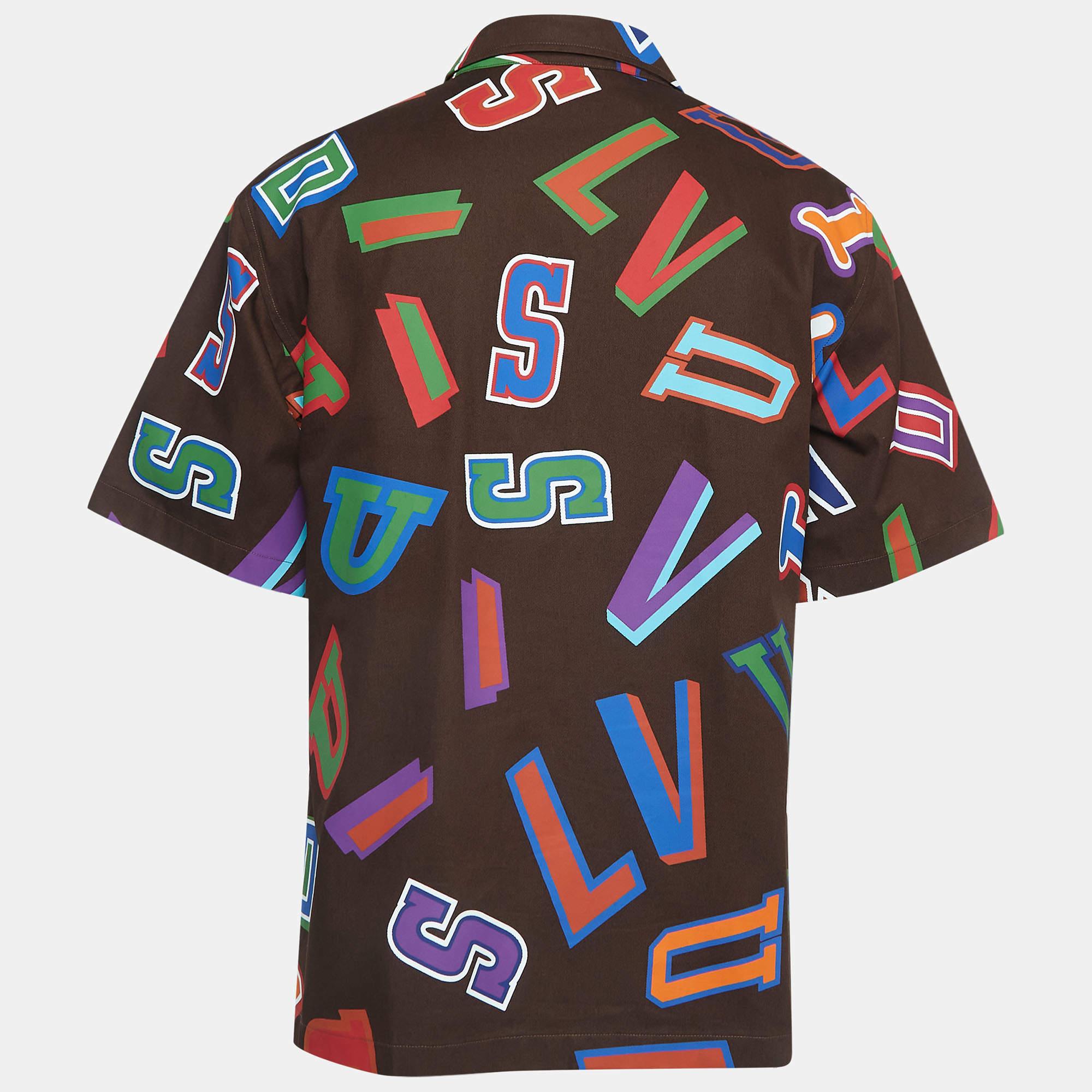 Indulge in the pinnacle of luxury and sporty sophistication with the Louis Vuitton X NBA shirt. Crafted with exquisite attention to detail, it blends iconic LV monogram motifs with the energetic spirit of basketball, epitomizing refined athletic