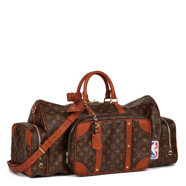 Louis Vuitton x NBA 2021 pre-owned Keepall Trio-Pocket two-way Travel Bag -  Farfetch
