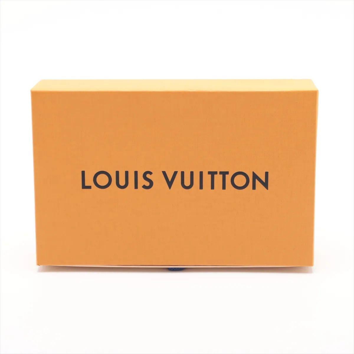 Louis Vuitton x NIGO Damier Ebene Giant Double Phone Pouch For Sale 7