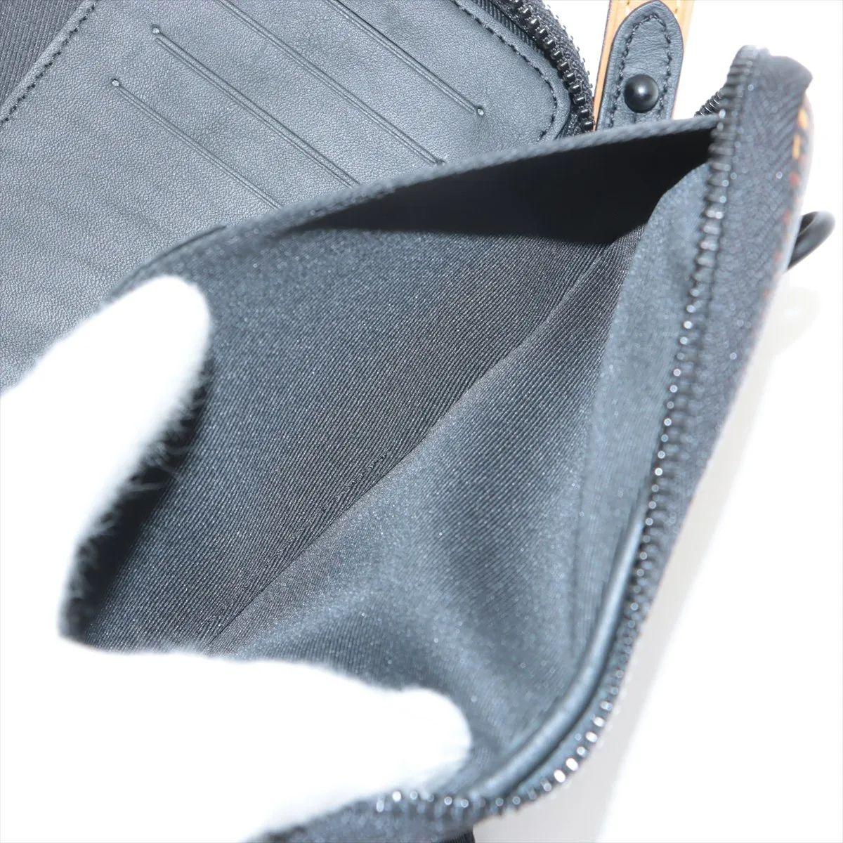 Louis Vuitton x NIGO Damier Ebene Giant Double Phone Pouch For Sale 4