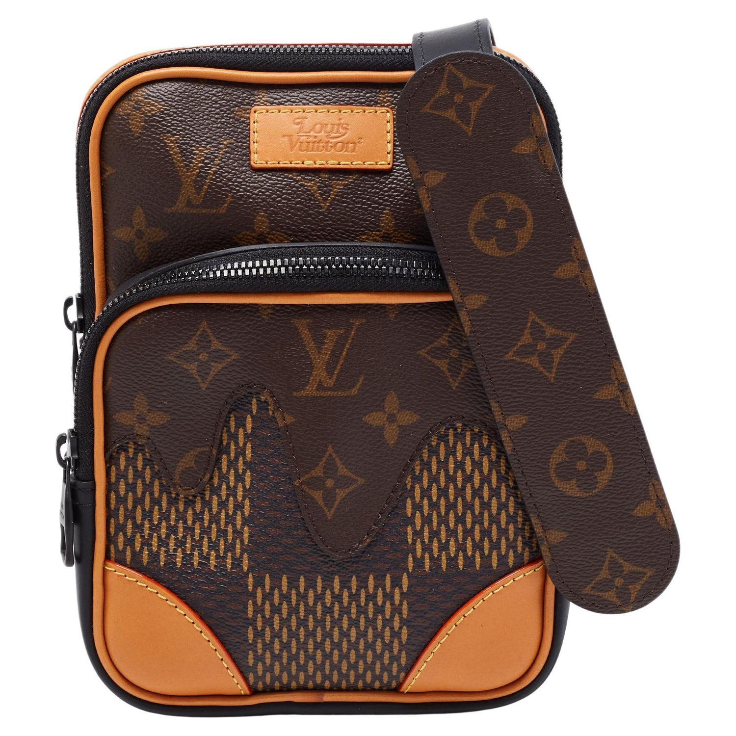 Louis Vuitton Men Crossbody Bag - For Sale on 1stDibs  louis vuitton body  bag mens price, louis vuitton mens crossbody bag, louis vuitton man bag  crossbody