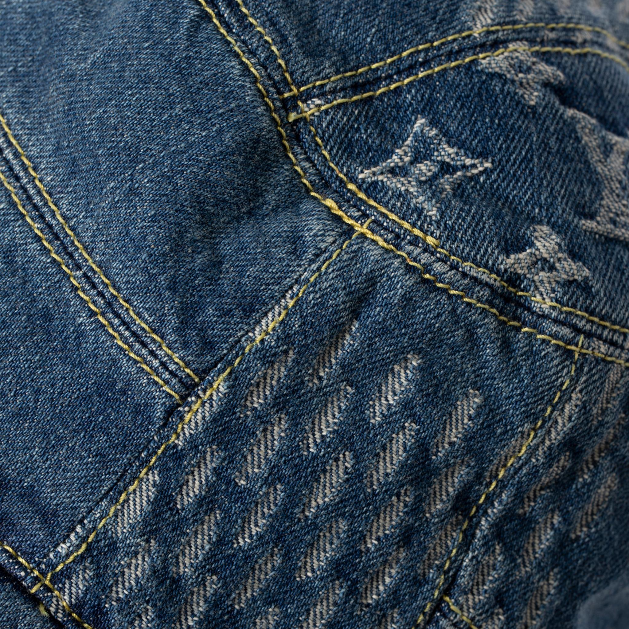 Louis Vuitton x Nigo Washed Denim Bucket Hat en vente 1