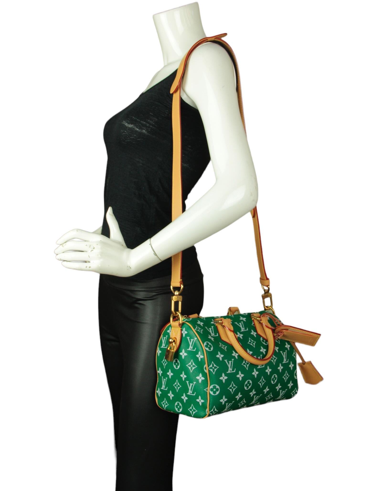 Louis Vuitton x Pharrell Green Soft Calfskin Monogram Speedy P9 Bandouliere 25 In Excellent Condition In New York, NY