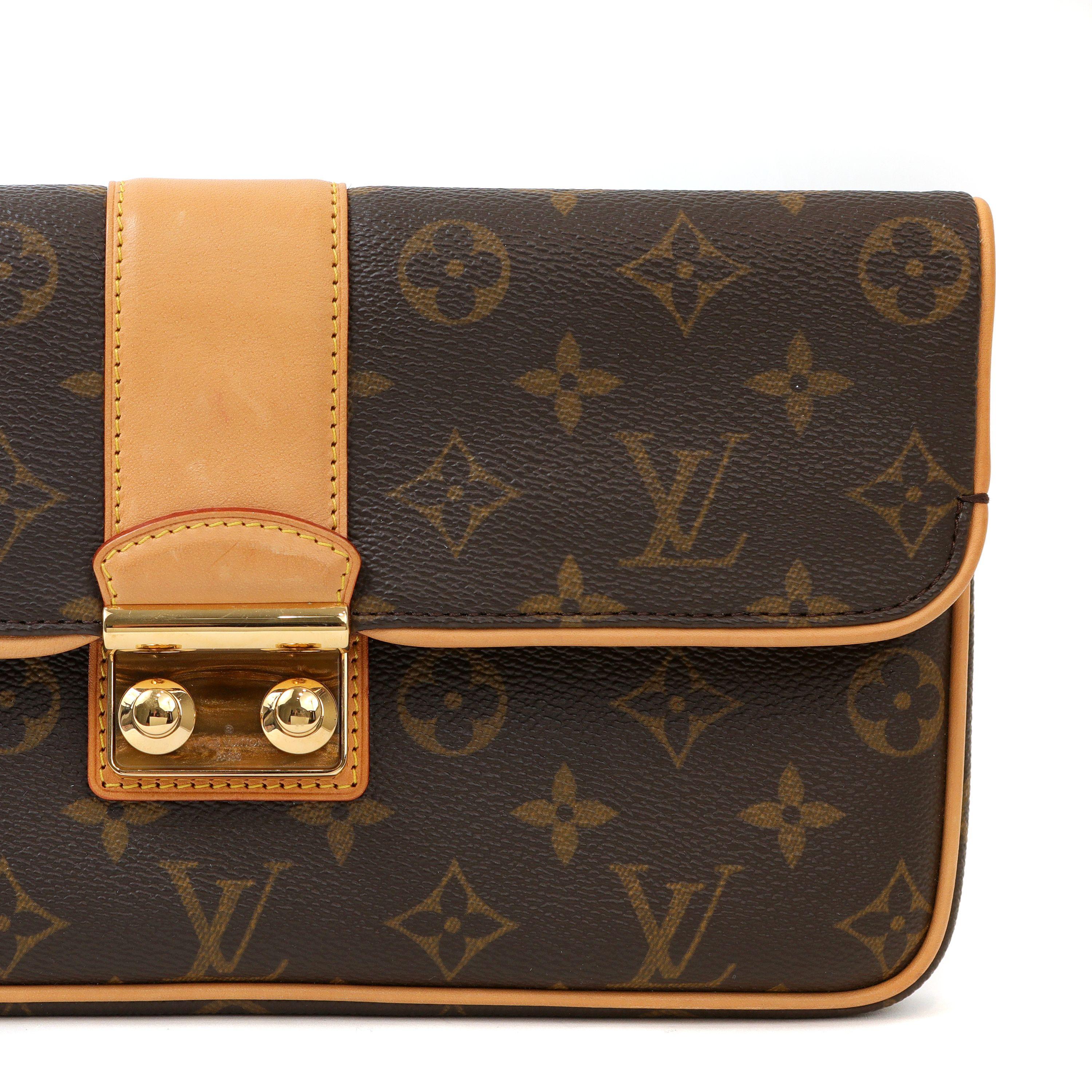 This authentic Louis Vuitton x Sofia Coppola Monogram Clutch is in excellent condition.  Signature Louis Vuitton brown and tan monogram coated canvas with vachetta leather trim.  Gold tone and resin details. 

PBF 13924
