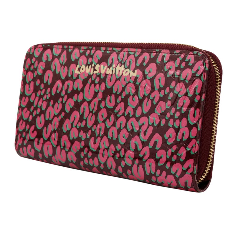Louis Vuitton x Stephen Sprouse Limited Edition Rouge Leopard Zippy Wallet, 2010 In Good Condition For Sale In Banner Elk, NC