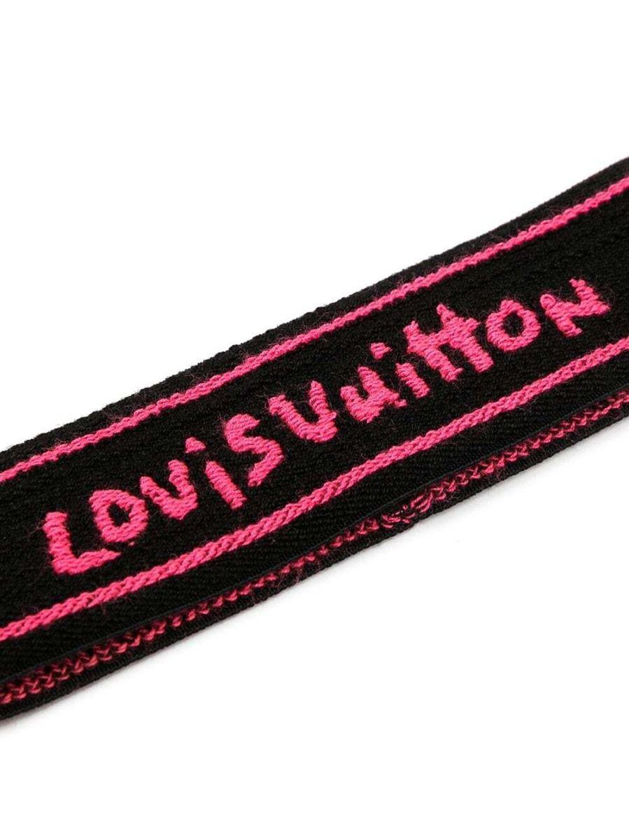 From the iconic collaboration of Stephen Sprouse and Louis Vuitton, this pre-owned logo headband features a neon pink logo, a gold-tone logo plaque and includes a stretch design for a comfortable yet stylish fit. Its a fun accessory to add something