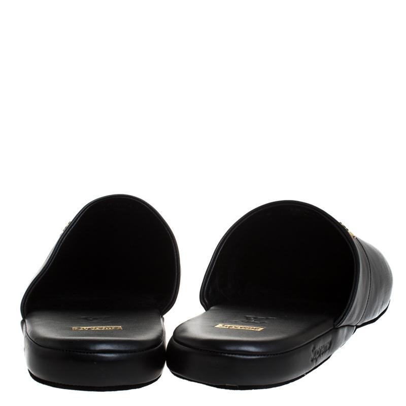 Men's Louis Vuitton x Supreme Black Leather Hugh Flat Slippers