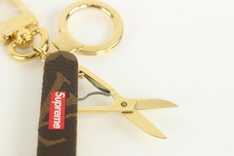 Louis Vuitton X Supreme Pocket Knife Keychain Available For Immediate Sale  At Sotheby's