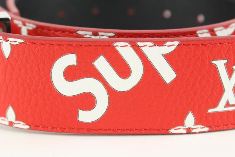 Louis Vuitton x Supreme LV x Supreme New Ultra Rare Red 110/44 Monogram  Initiale For Sale at 1stDibs