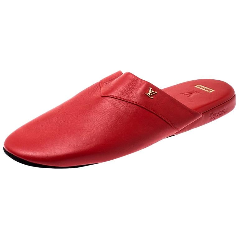 Louis Vuitton x Supreme Red Leather Hugh Flat Slippers Size 42 For Sale at 1stdibs
