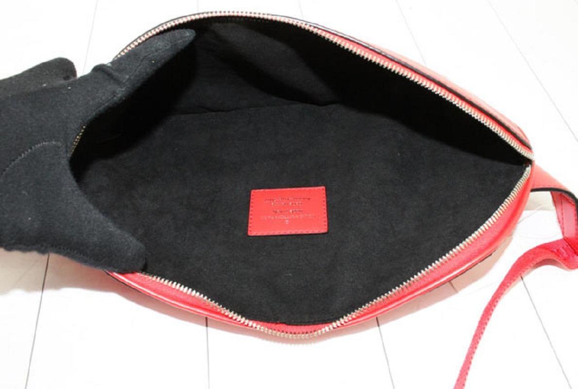 Louis Vuitton x Supreme Red White Epi Leather Bum Bag For Sale 3
