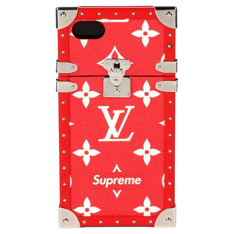 Louis Vuitton Red Supreme Bum Bag at 1stDibs