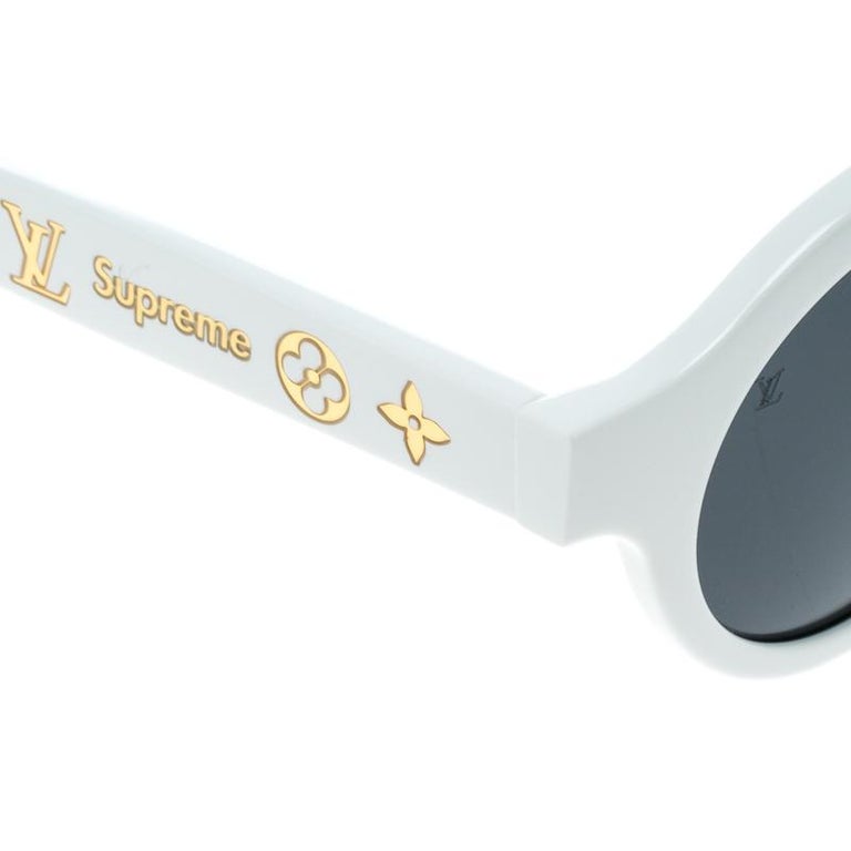 Louis Vuitton x Supreme White / Grey Z0991W Downtown Round Sunglasses For Sale at 1stdibs