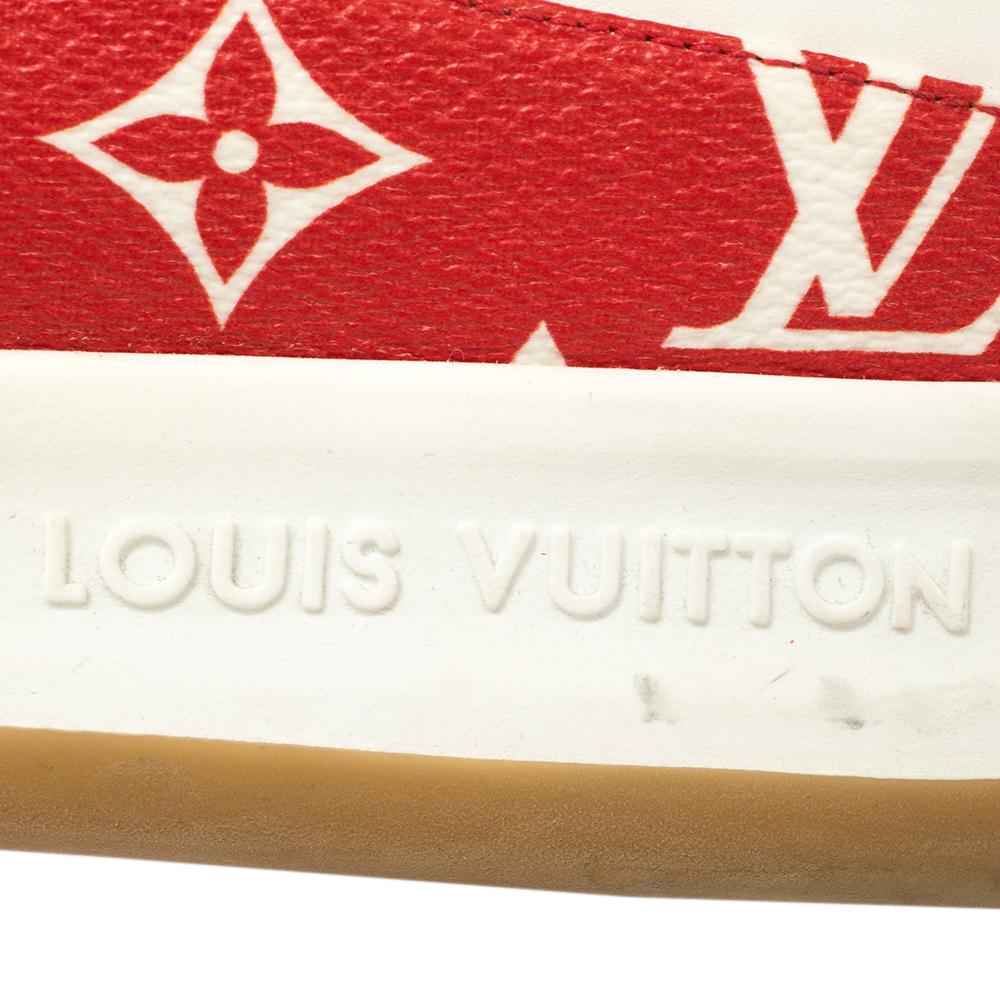 Louis Vuitton x Supreme White Leather and Monogram Canvas Trim Sport Sneakers Si In Good Condition In Dubai, Al Qouz 2