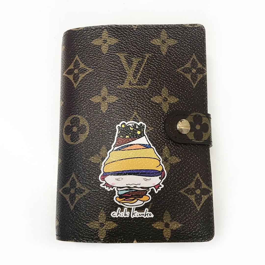 Small Ring Agenda by Louis Vuitton x Takashi Murakami
Released at the 
