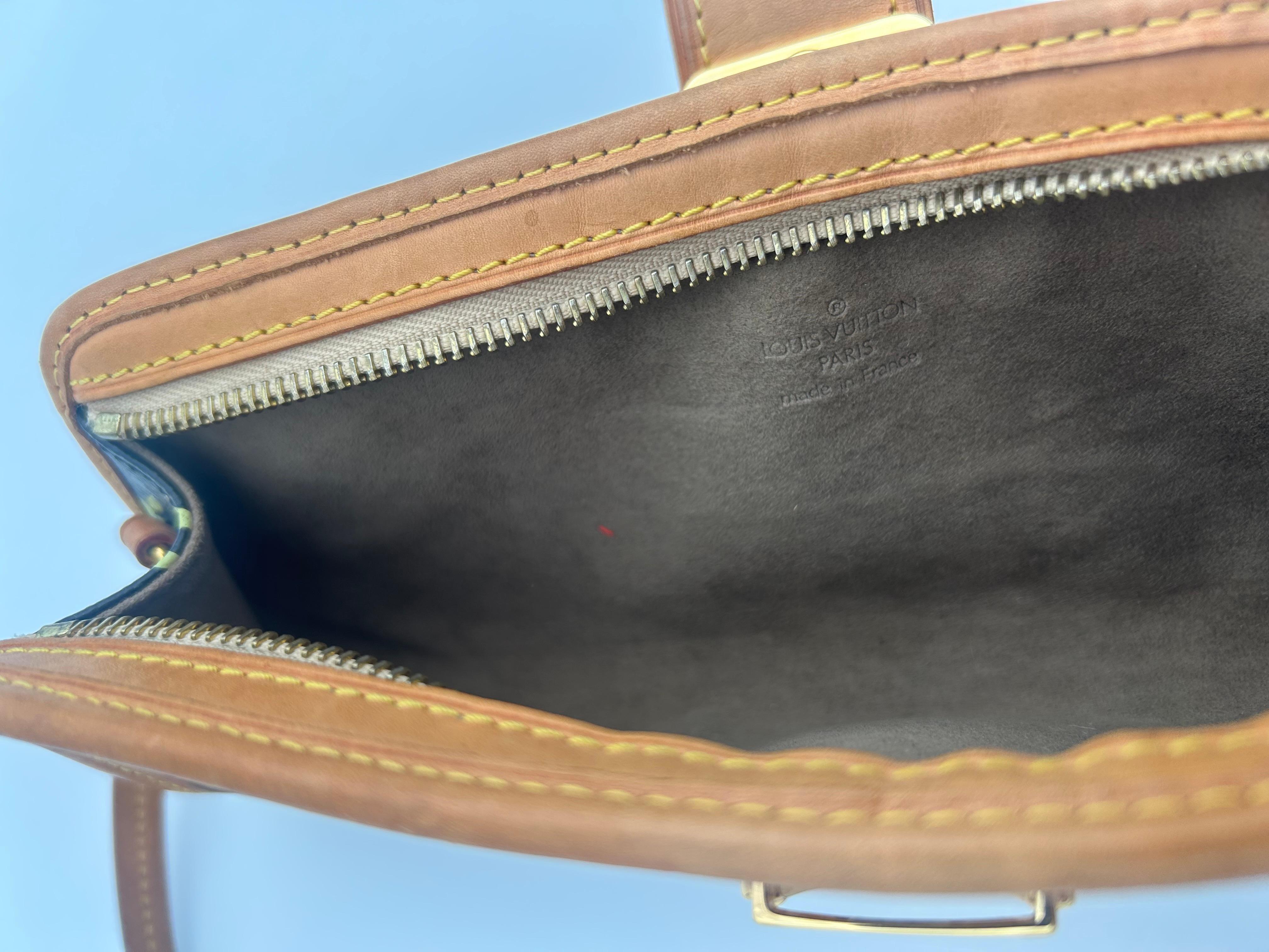 Louis Vuitton x Takashi Murakami Schwarze Shirley Umhängetasche im Angebot 3