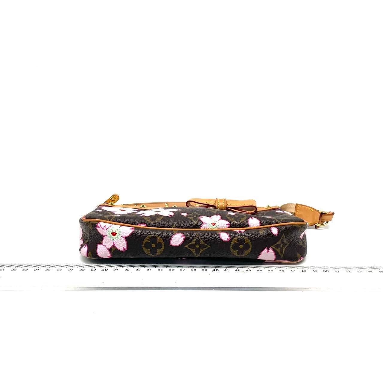 Louis Vuitton x Takashi Murakami Cherry Blossom on Monogram Pochette Accessoire In Good Condition In AUBERVILLIERS, FR