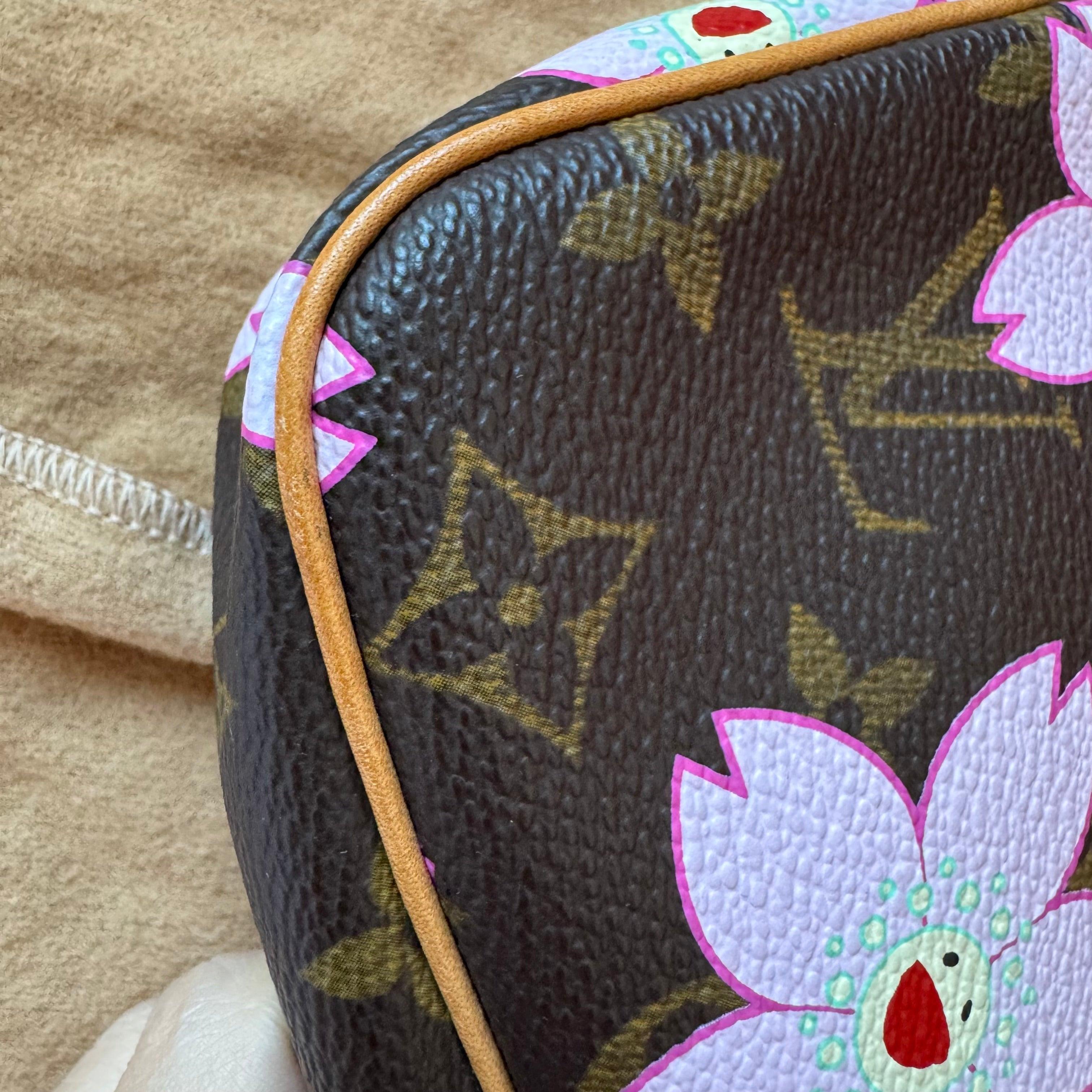 Louis Vuitton x Takashi Murakami Cherry Blossom on Monogram Pochette Accessoire In Good Condition In AUBERVILLIERS, FR