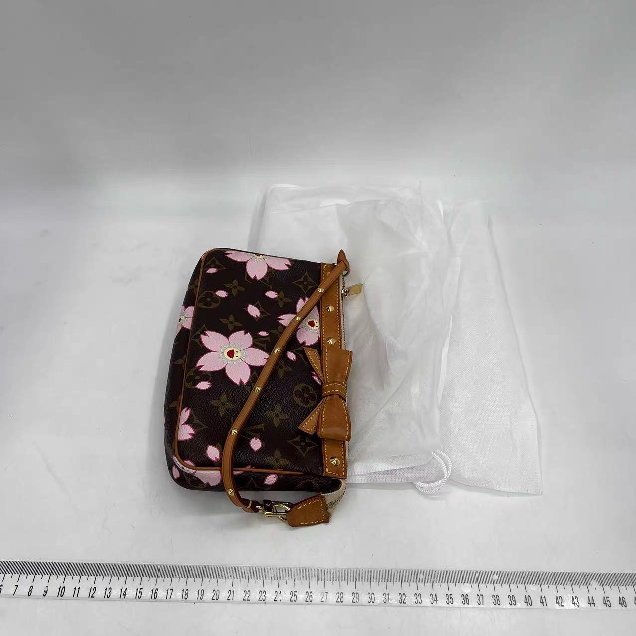Louis Vuitton x Takashi Murakami Cherry Blossom on Monogram Pochette Accessoire For Sale 2