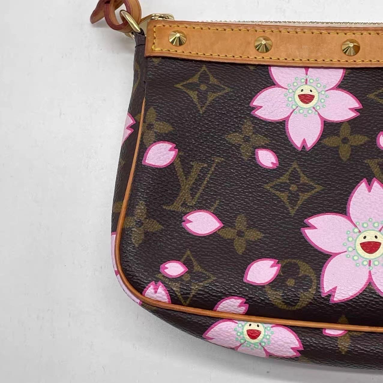 Louis Vuitton x Takashi Murakami Cherry Blossom Pochette Accessoires For Sale 14