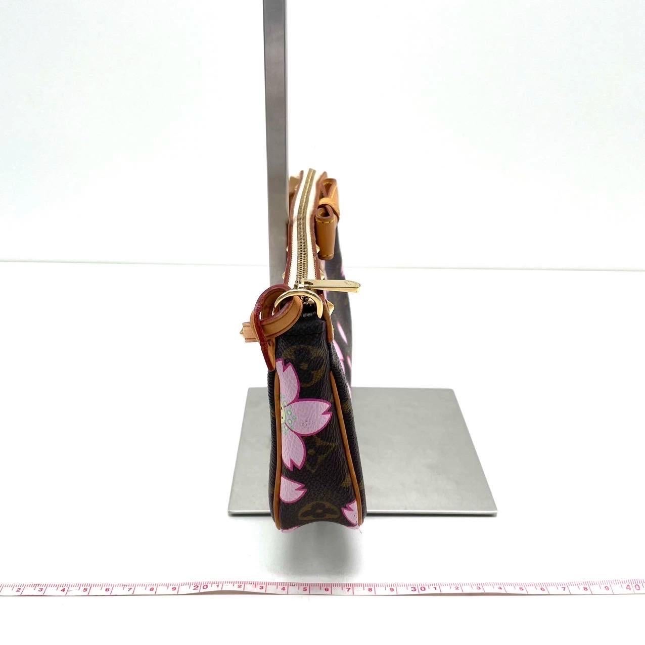 Louis Vuitton x Takashi Murakami Cherry Blossom Pochette Accessoires In Good Condition For Sale In AUBERVILLIERS, FR