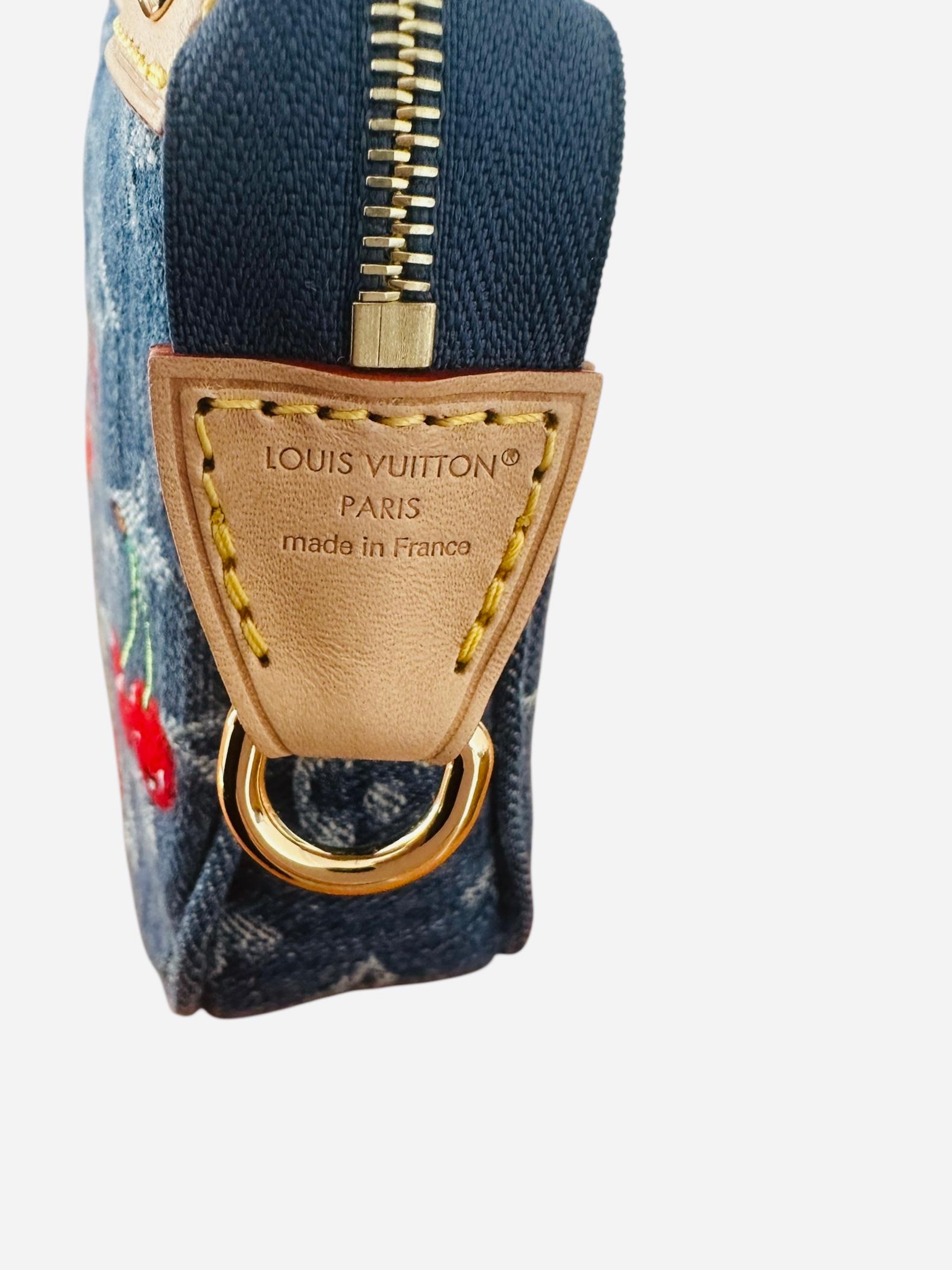 Louis Vuitton X Takashi Murakami Pochette Cereza Accesorios Monograma Denim Oro en venta 4