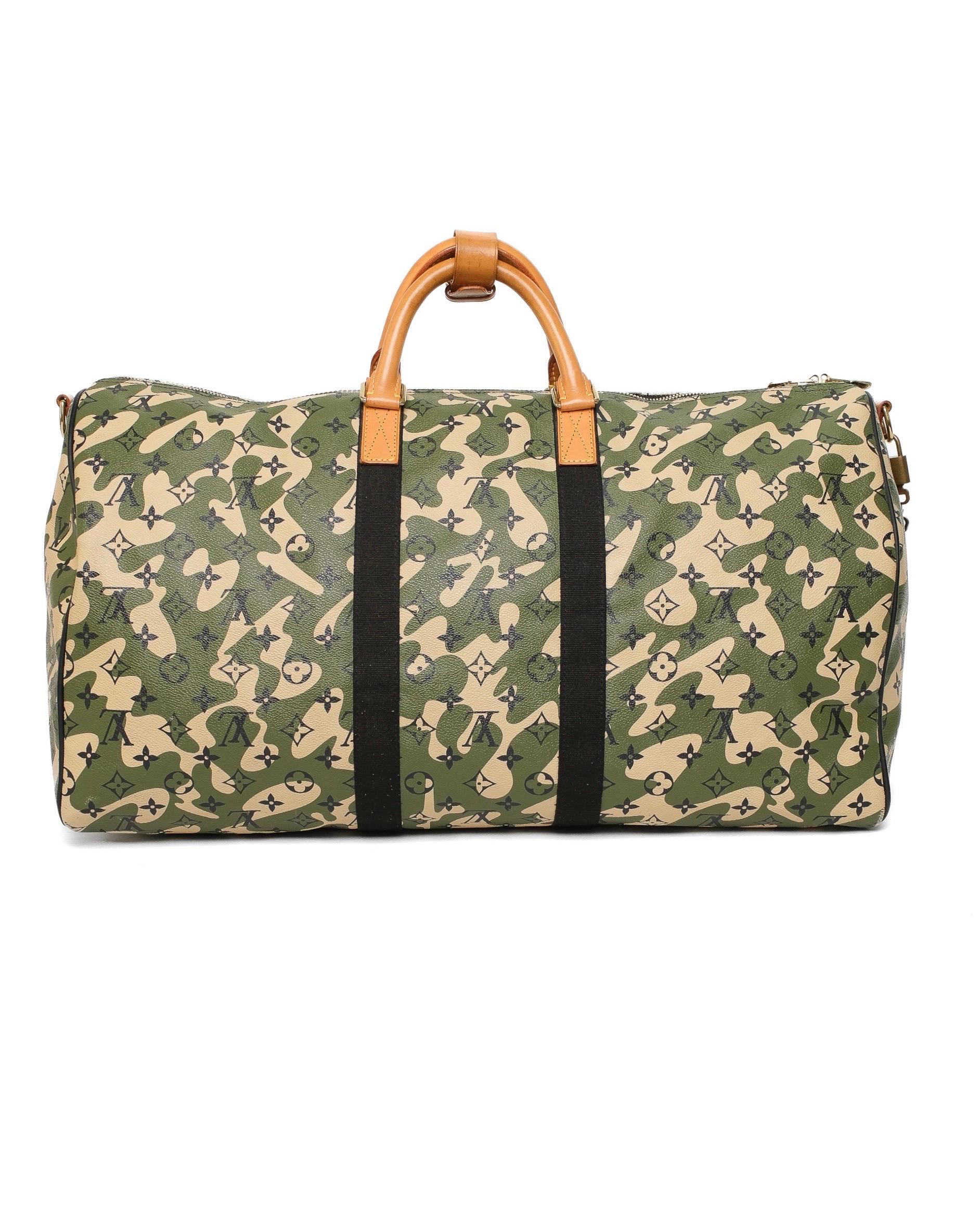 Louis Vuitton x Takashi Murakami Keepall 55 Bandoulière Camouflage L.E. For Sale 3