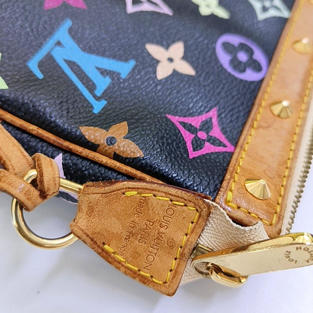 Louis Vuitton x Takashi Murakami Pochette Accessoire Black Multicolor en vente 8