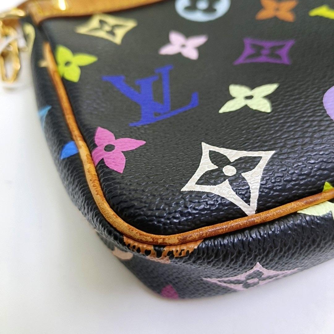 Louis Vuitton x Takashi Murakami Pochette Accessoire Black Multicolor en vente 11