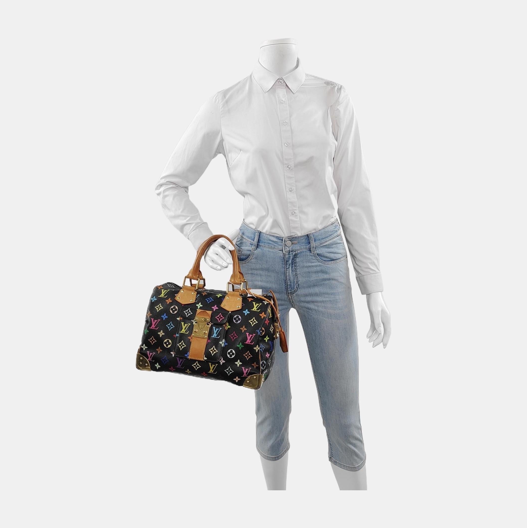 Design by the French fashion house, Louis Vuitton in collaboration with Takashi Murakami.

Condition: FAIR

This authentic preloved/ preowned Louis Vuitton bag is in fair condition with moderate signs of use. Water mark on the leather, light stains