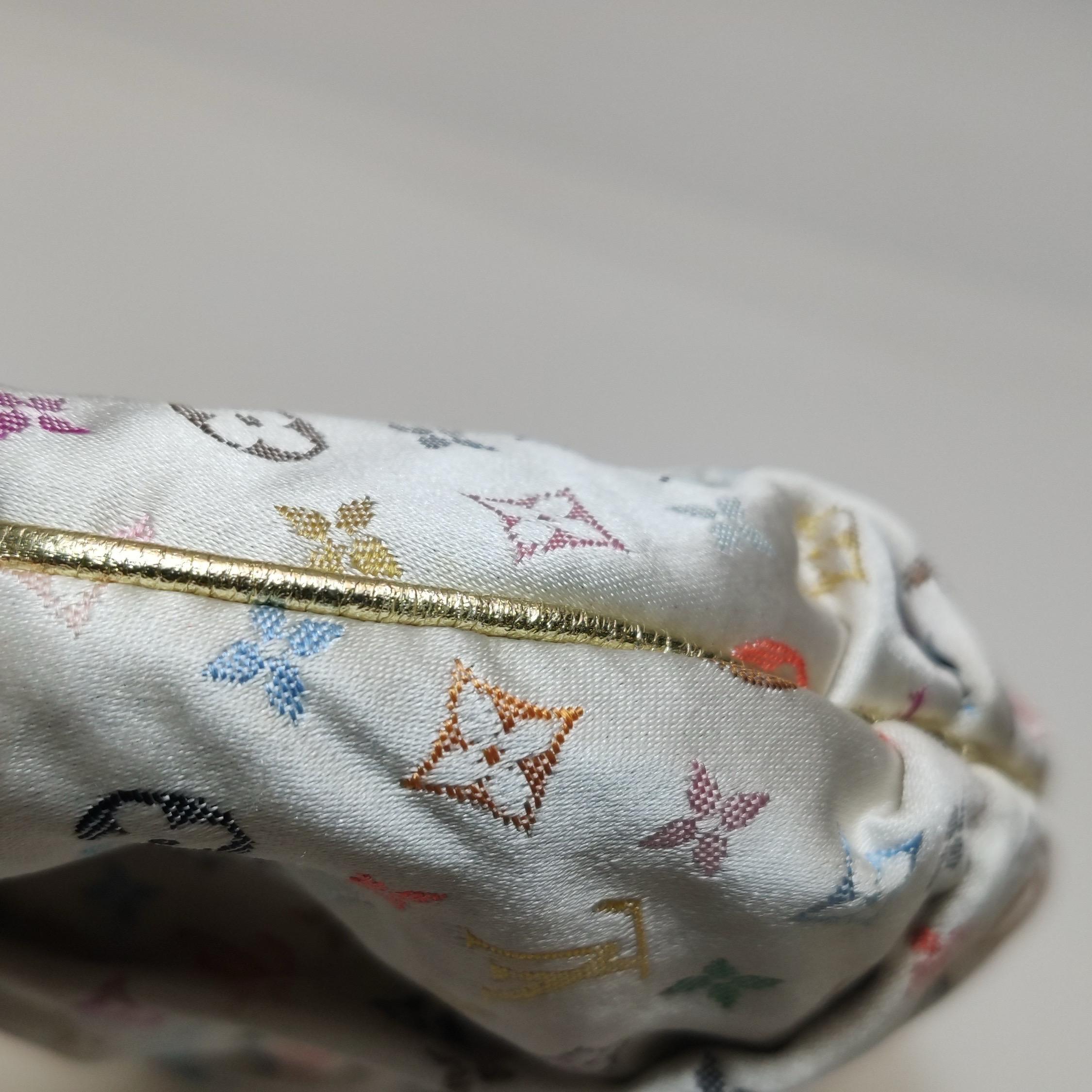 Louis Vuitton x Takashi Murakami Monograma blanco Satén Aumoniere Bolso de noche B 5