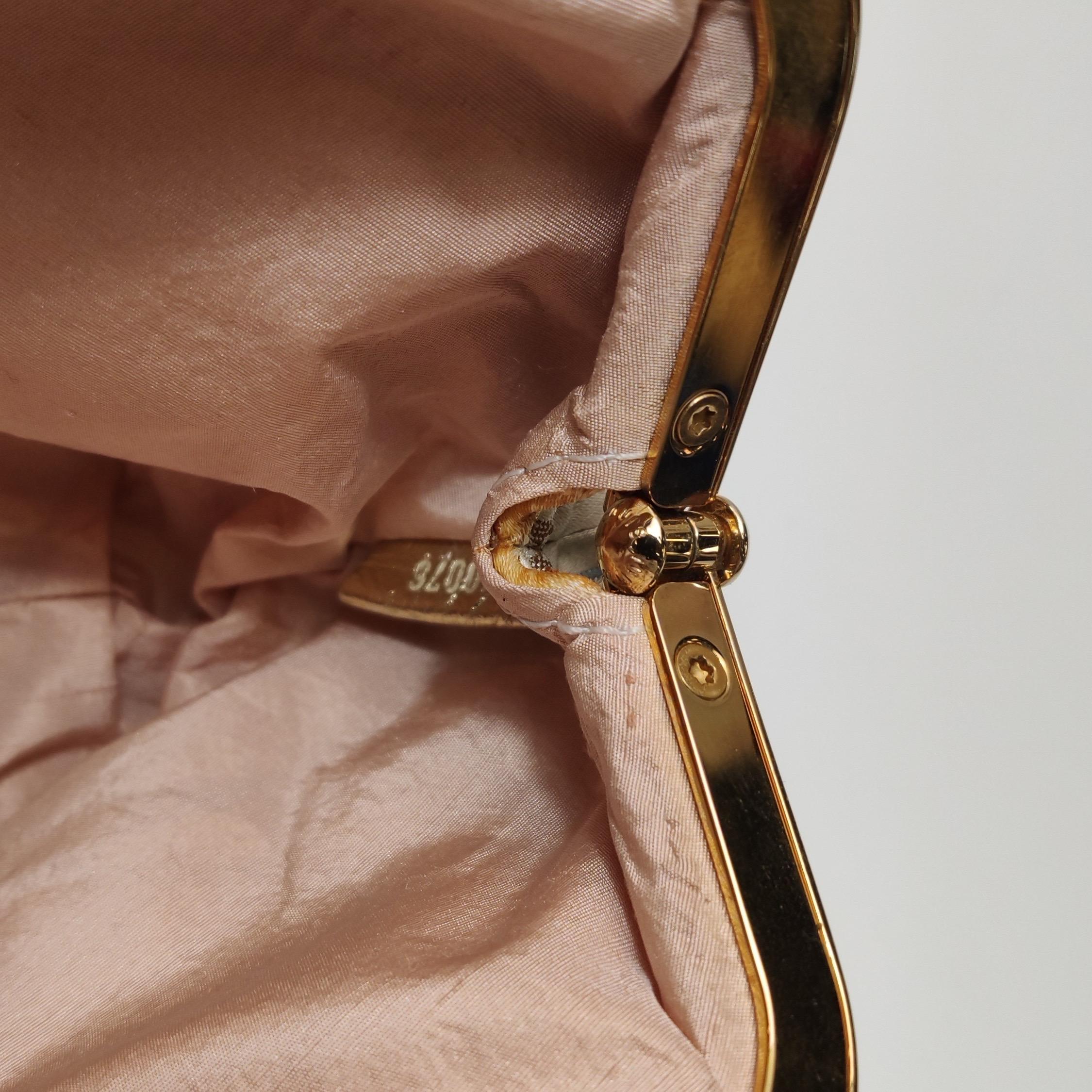 Louis Vuitton x Takashi Murakami Monograma blanco Satén Aumoniere Bolso de noche B 2
