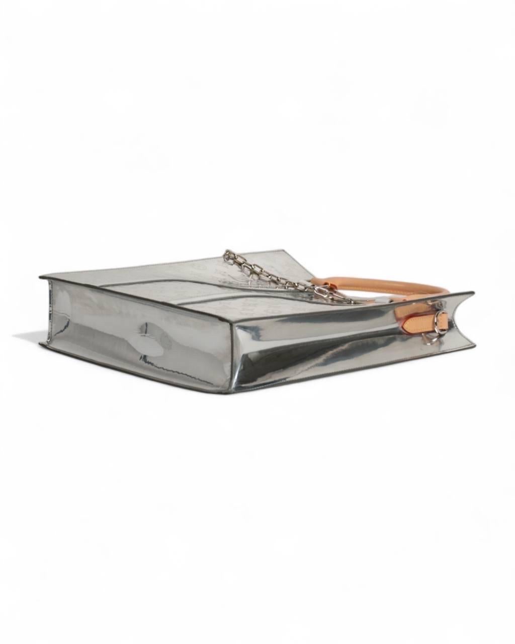 Miroir plat Louis Vuitton X Virgil Abloh L.E. en vente 6