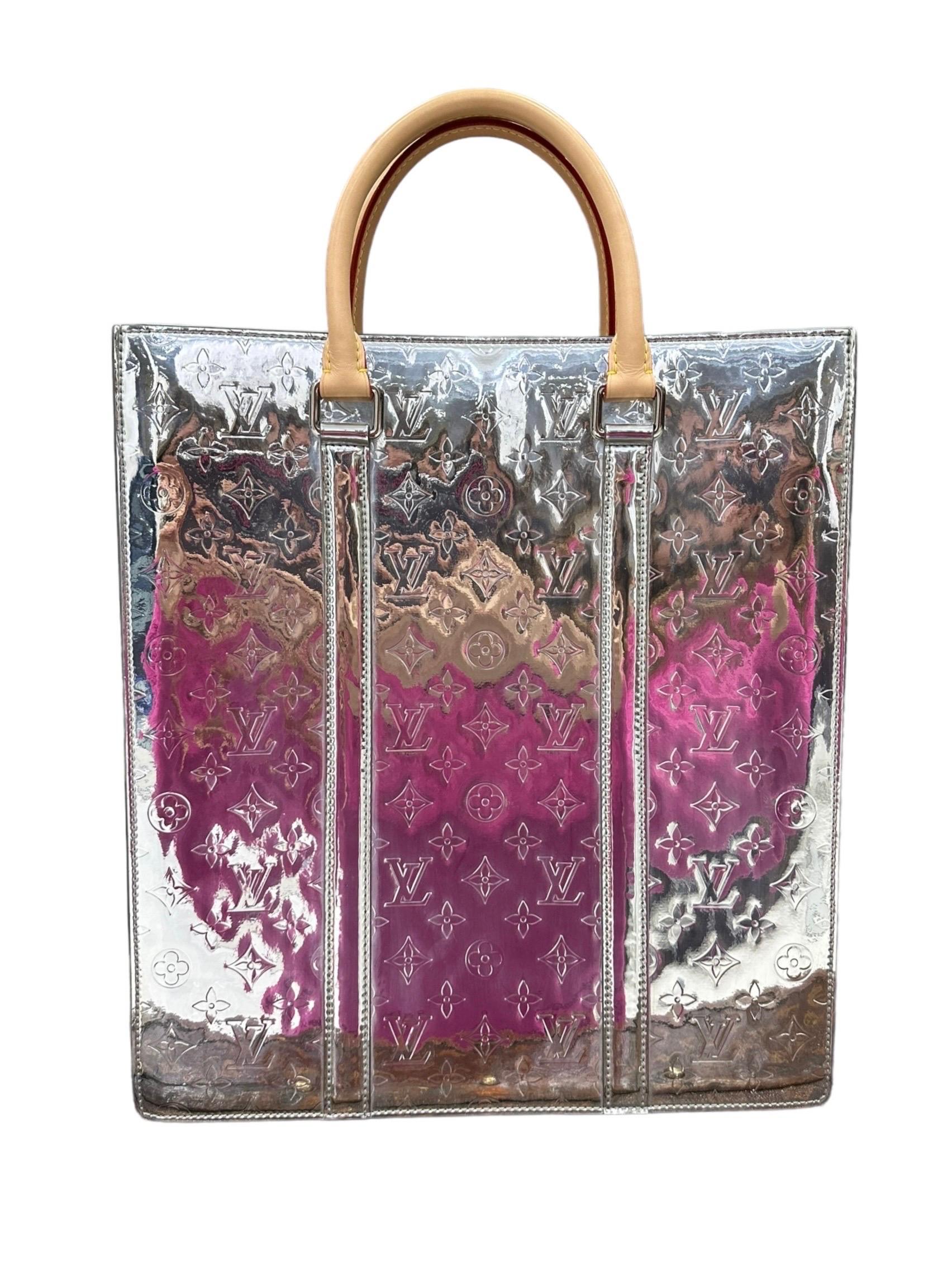 Miroir plat Louis Vuitton X Virgil Abloh L.E. Borsa a Mano en vente 2