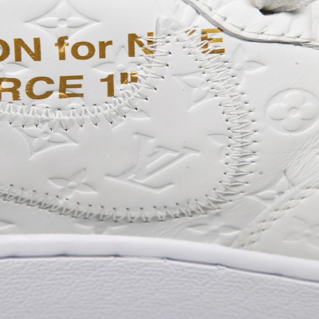 Louis Vuitton x Virgil Abloh Weißes Leder Air Force 1 Turnschuhe Größe US 7 im Angebot 1