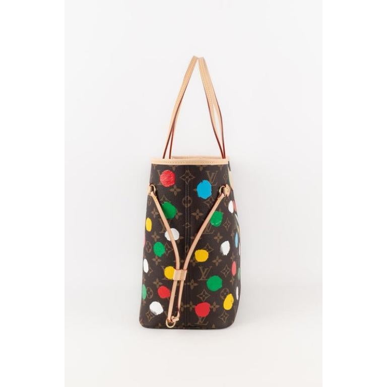 Women's Louis Vuitton x Yayoi Kusama Neverfull Leather Bag, 2023 For Sale