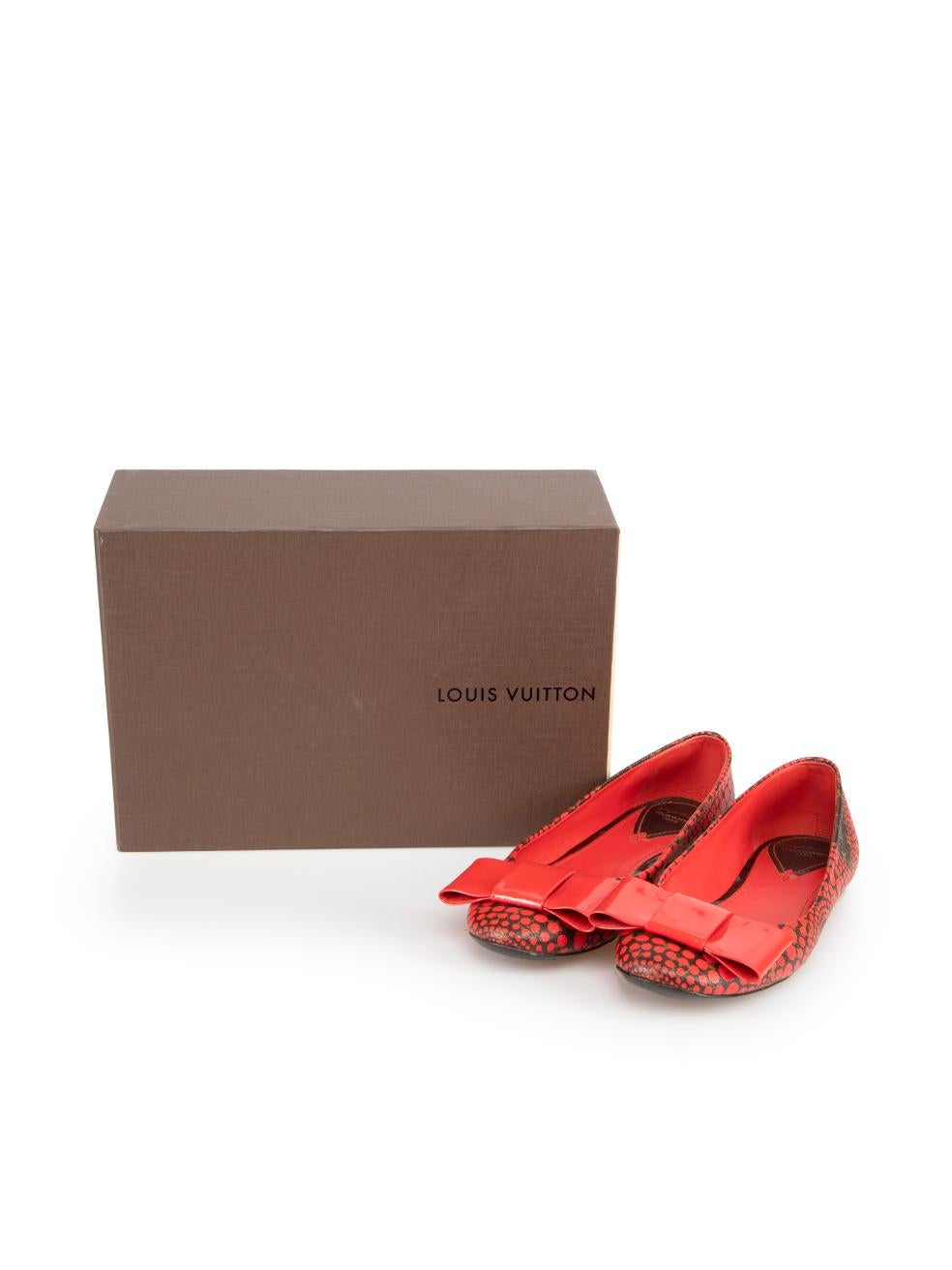 Louis Vuitton x Yayoi Kusama Red Polkadot Ballet Flats Size IT 37.5 For Sale 4