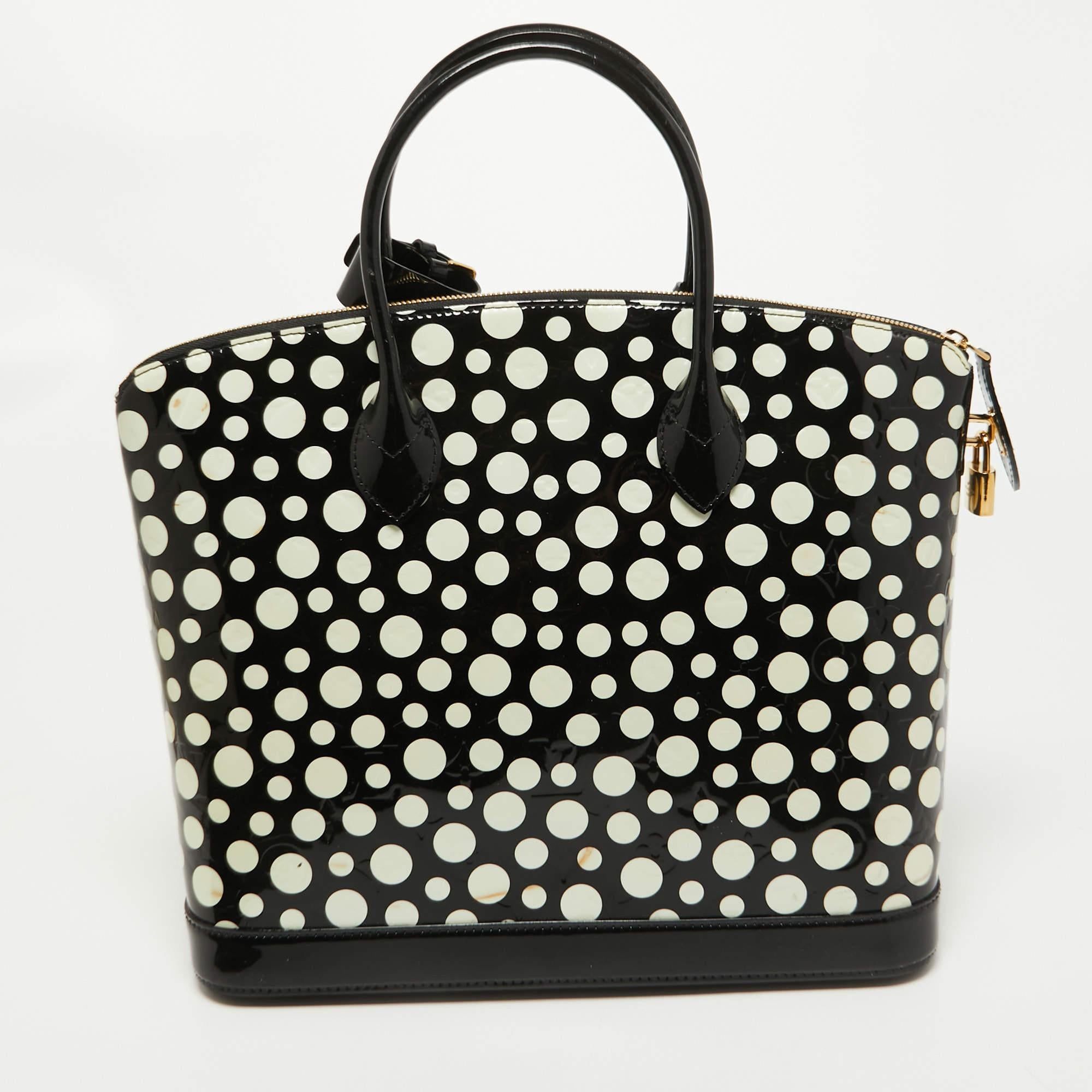 This beautiful creation from the Louis Vuitton x Yayoi Kusama collaboration is a special item sure to help you create timeless style edits every season. Crafted with quality materials, this piece will last you a long time.

Includes: Padlock & Keys,